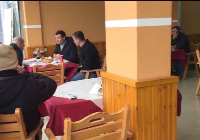 Ambjent biznesi per qera