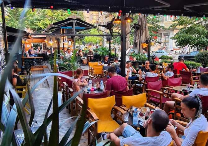 Njoftime Pune ne Tirane, Profesioni Sanitare,banakiere , , Pagesa Me Marreveshje.