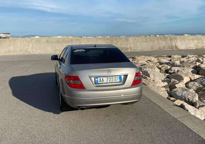 Makina ne shitje ne Tirane, Mercedes-Benz, 2007 Benzine,Kambio Automatik Pagesa 7,000  Euro.
