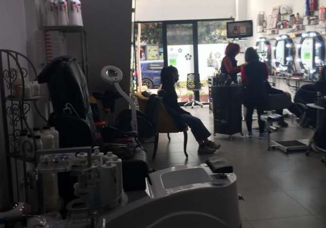Njoftime Pune ne Tirane, Profesioni Estetiste,parukiere , , Pagesa Me Marreveshje.