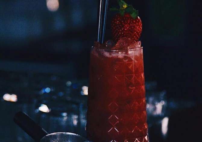 Njoftime Pune ne Tirane, Profesioni Kamariere,banakiere , , Pagesa Me Marreveshje.