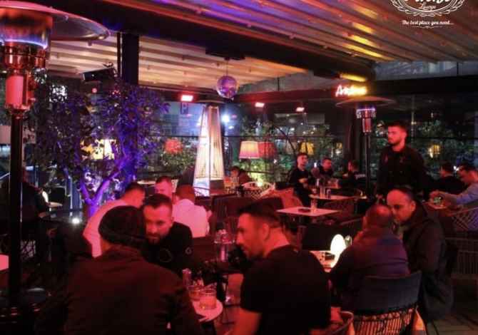 Njoftime Pune ne Tirane, Profesioni Banakier ,barist,kamarier  , , Pagesa Me Marreveshje.