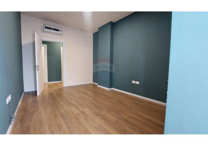 Ambient biznesi me qera 3+1 ne Tirane - 700 Euro