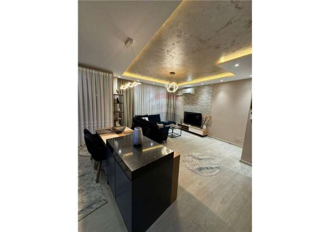 Shtepi me qera 2+1 ne Tirane - 1,100 Euro