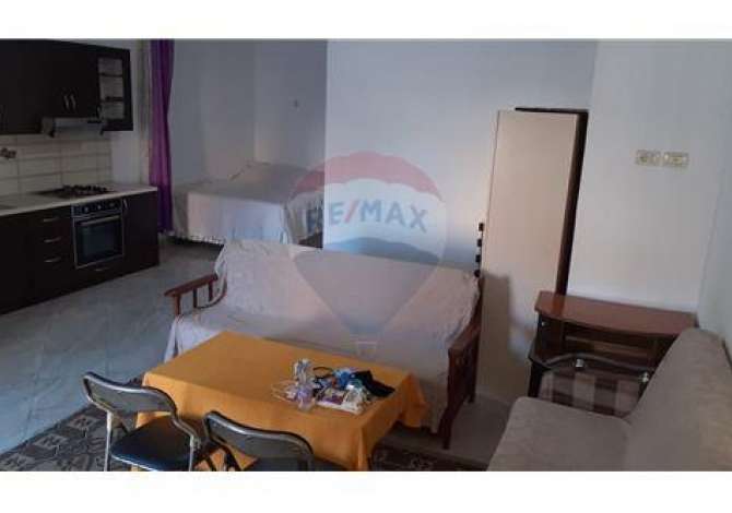 Shtepi me qera Garsoniere ne Tirane - 280 Euro