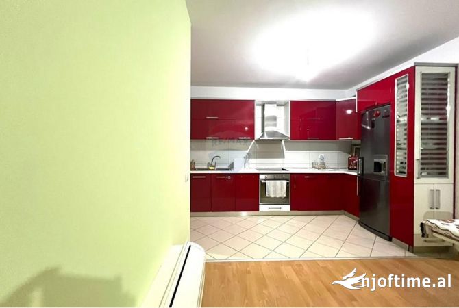 Shtepi me qera 2+1 ne Tirane - 700 Euro