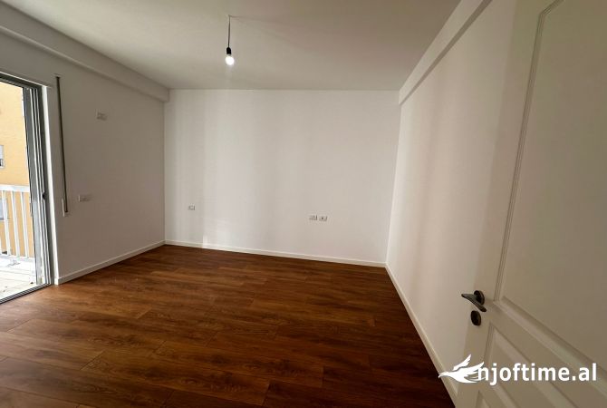 Shtepi ne shitje 1+1 ne Tirane - 155,000 Euro