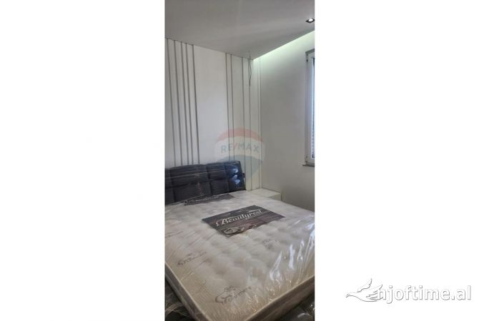 Shtepi me qera 3+1 ne Tirane - 1,250 Euro