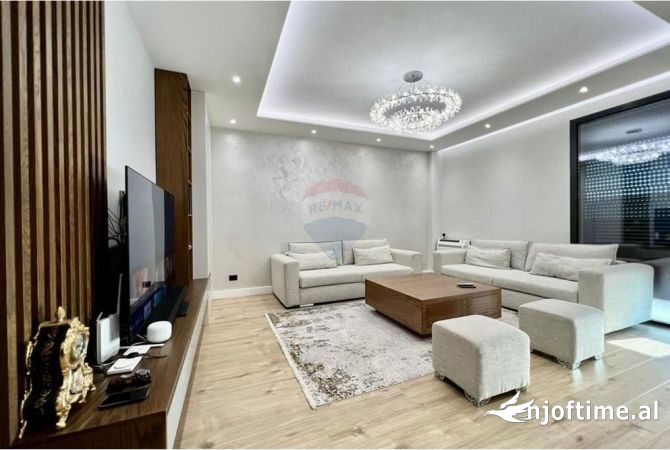 Shtepi ne shitje 3+1 ne Tirane - 415,000 Euro