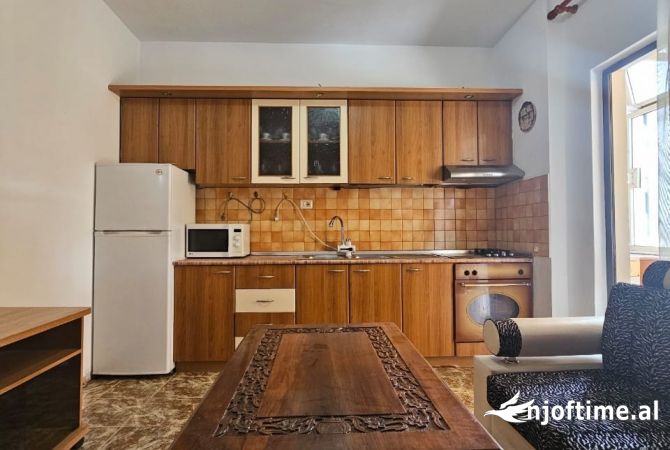 Shtepi me qera 2+1 ne Durres - 320 Euro