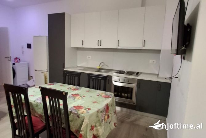 Shtepi ne shitje 2+1 ne Durres - 90,000 Euro