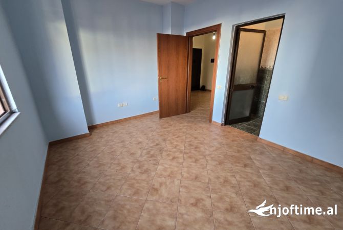 JEPET ME QERA ABMJENT BIZNESI OSE APARTAMENT PRANE PREFEKTURES DURRES