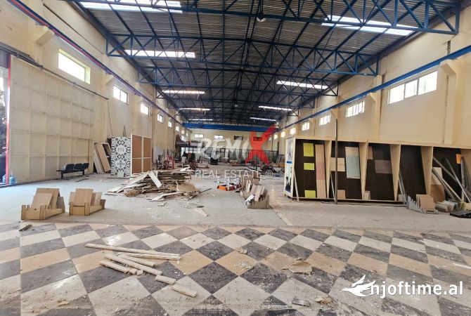 Ambient biznesi me qera 6+1 ne Tirane - 5,000 Euro
