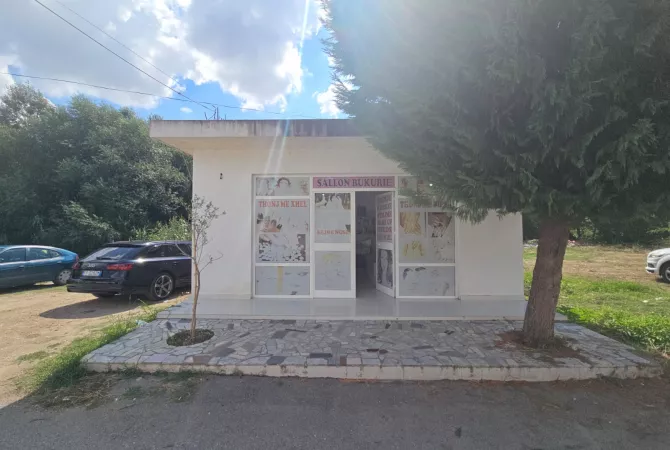 Shtepi ne shitje Shtepi Private ne Durres, 2+1, Mobilimi E mobiluar, Pagesa 5,500,000  Leke.