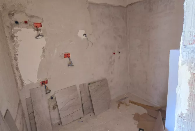 Shtepi ne shitje Apartament ne Durres, Garsoniere, Mobilimi Pjeserisht e mobiluar, Pagesa 44,000  Euro.