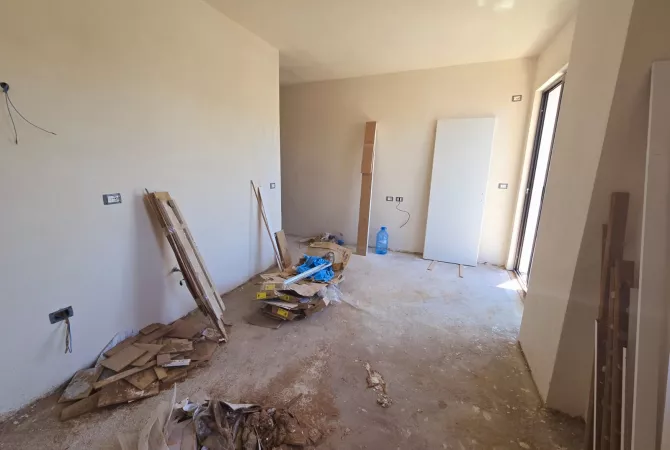 Casa in vendita Garsoniere a Durazzo - 44,000 Euro