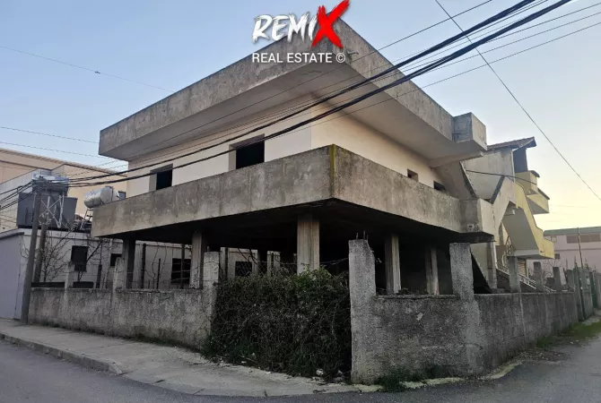 Shtepi ne shitje 3+1 ne Durres - 93,000 Euro
