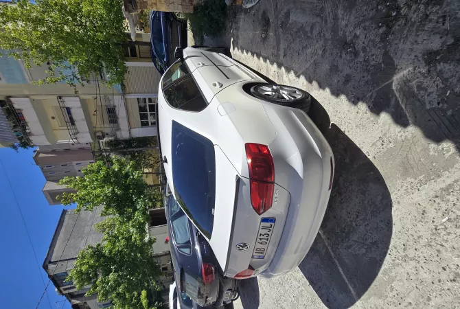 Makina ne shitje ne Durres, Volkswagen, 2013 gasoline-gas,Kambio Automatik Pagesa 75,000  Euro.