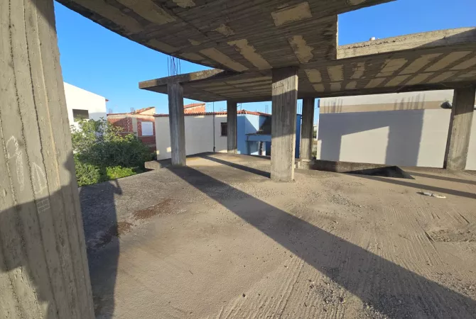 Shtepi ne shitje Shtepi Private ne Durres, 3+1, Mobilimi E mobiluar, Pagesa 85,000  Euro.