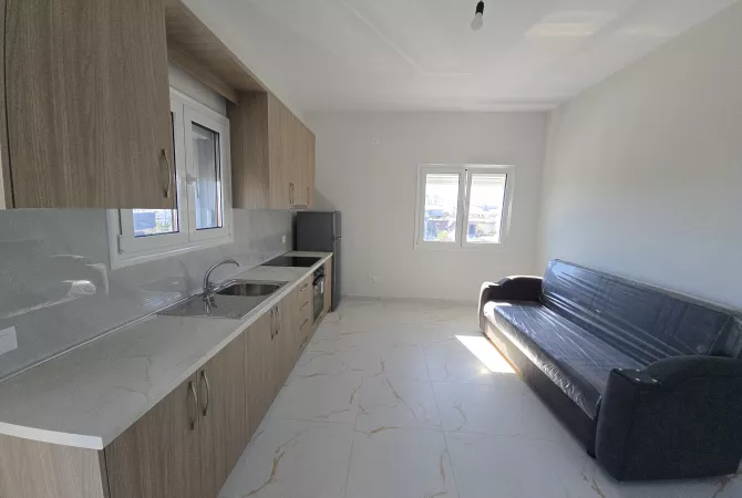 Shtepi me qera 2+1 ne Durres - 350 Euro