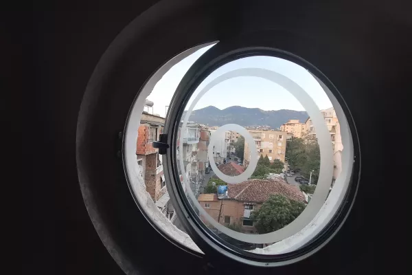 Shtepi me qera Apartament ne Tirane, 2+1, Mobilimi E mobiluar, Pagesa 56,000  Leke.