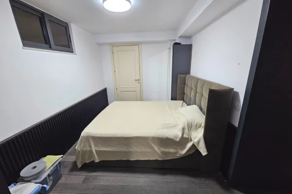 Shtepi me qera Apartament ne Durres, 1+1, Mobilimi E mobiluar, Pagesa 25,000  Leke.