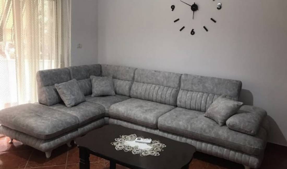 Shtepi me qera Apartament ne Tirane, 2+1, Mobilimi E mobiluar, Pagesa 500  Euro.