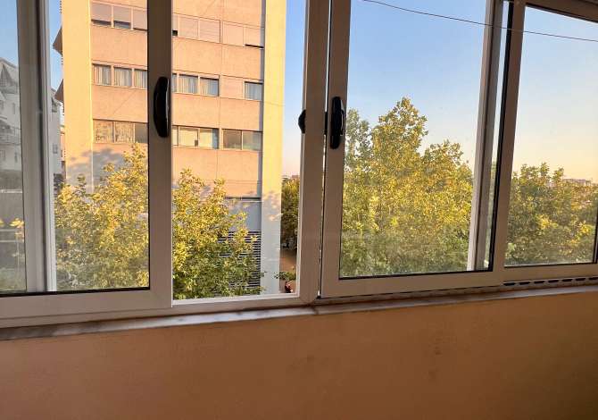 Shtepi ne shitje Apartament ne Tirane, 2+1, Mobilimi E mobiluar, Pagesa 145,000  Euro.