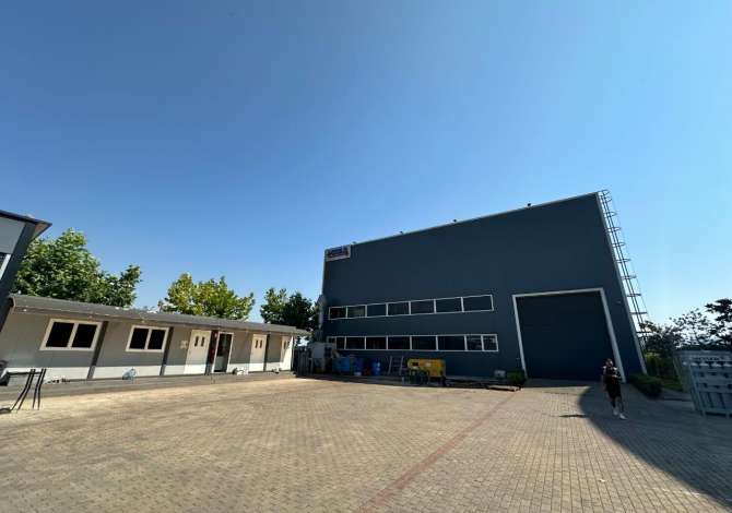 Ambient biznesi me qera 4+1 ne Tirane - 9,500 Euro