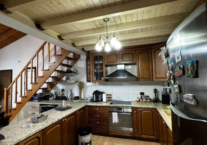 Shtepi me qera Apartament ne Tirane, 2+1, Mobilimi E mobiluar, Pagesa 750  Euro.