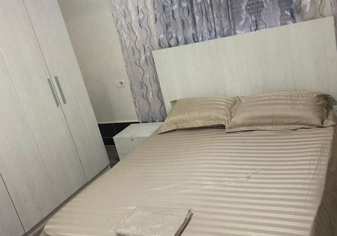 Shtepi me qera 2+1 ne Tirane - 450 Euro