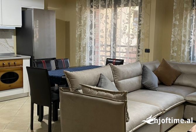 Casa in affitto 2+1 a Tirana - 900 Euro