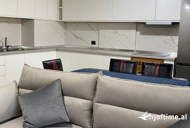 Casa in affitto 2+1 a Tirana - 900 Euro