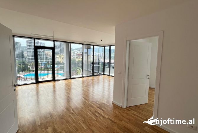 Ambient biznesi me qera 3+1 ne Tirane - 1,500 Euro