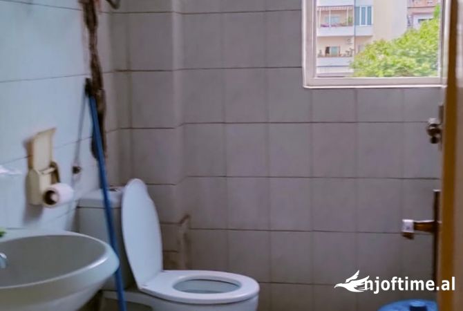 Shtepi ne shitje 2+1 ne Tirane - 115,000 Euro