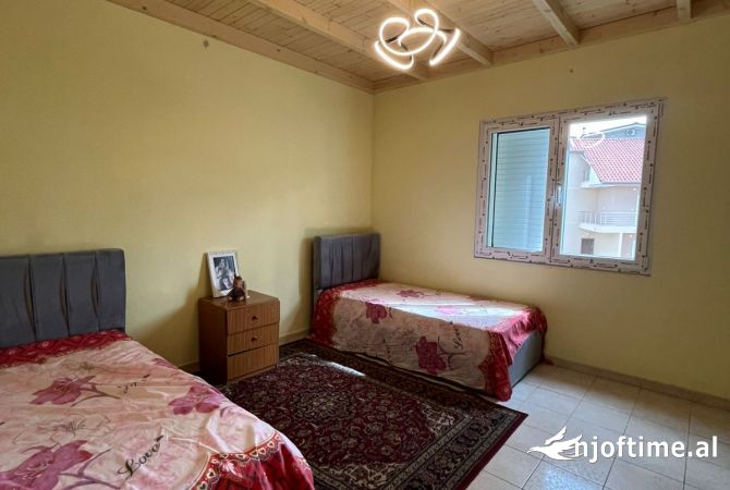 Shtepi me qera 4+1 ne Tirane - 600 Euro