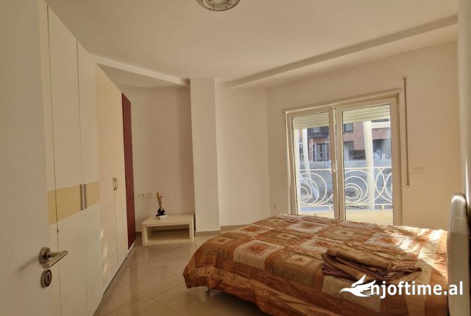 Shtepi me qera 1+1 ne Tirane - 500 Euro