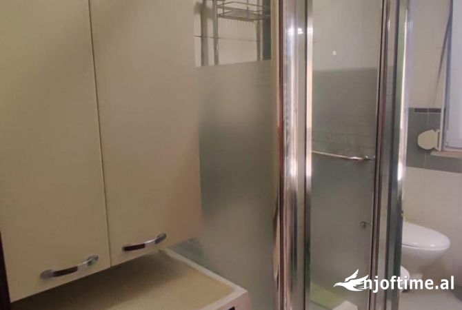 Shtepi me qera 2+1 ne Tirane - 600 Euro