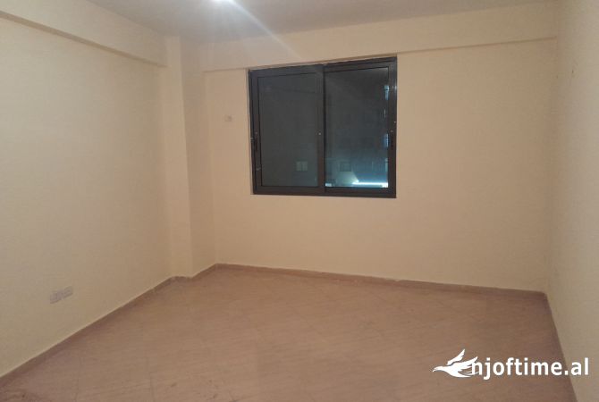Shtepi ne shitje 2+1 ne Tirane - 123,000 Euro