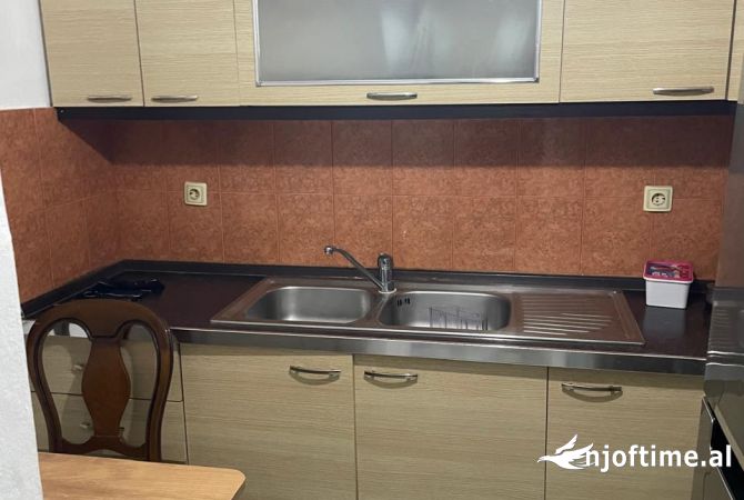 Shtepi ne shitje 2+1 ne Tirane - 102,000 Euro