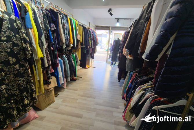 Ambient biznesi ne shitje 1+1 ne Tirane - 10,300 Euro