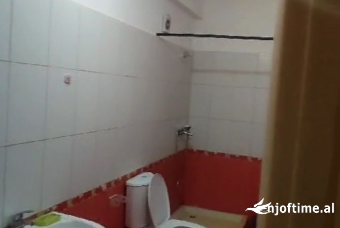 Shtepi me qera 2+1 ne Tirane - 450 Euro