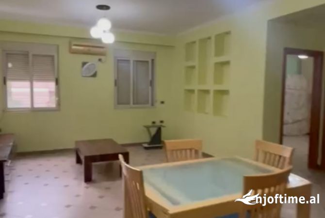 Shtepi me qera 2+1 ne Tirane - 650 Euro