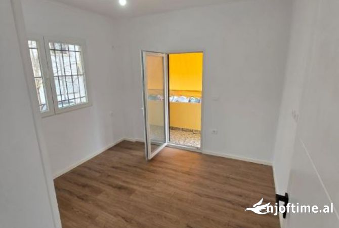 Shtepi ne shitje 2+1 ne Tirane - 120,000 Euro