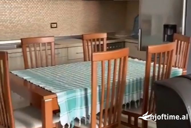 Shtepi me qera 2+1 ne Tirane - 450 Euro