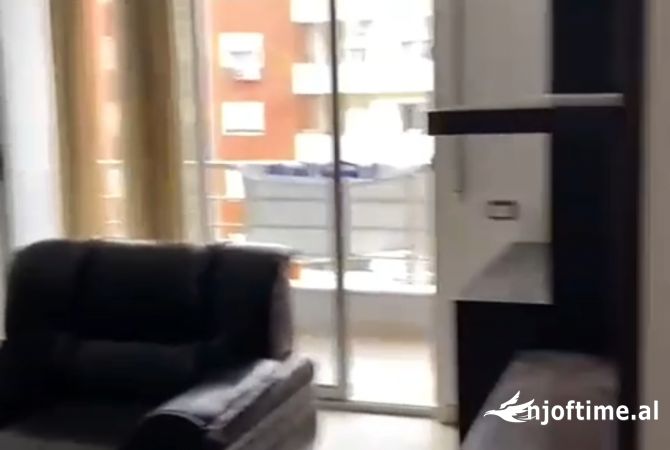 Shtepi me qera 2+1 ne Tirane - 450 Euro