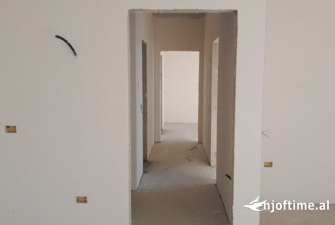 Shtepi ne shitje 2+1 ne Tirane - 176,400 Euro