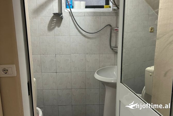 Shtepi me qera 1+1 ne Tirane - 550 Euro