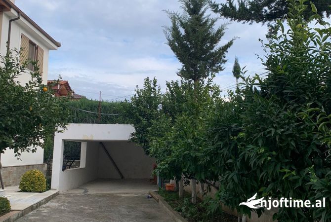 Shtepi ne shitje 3+1 ne Berat - 160,000 Euro