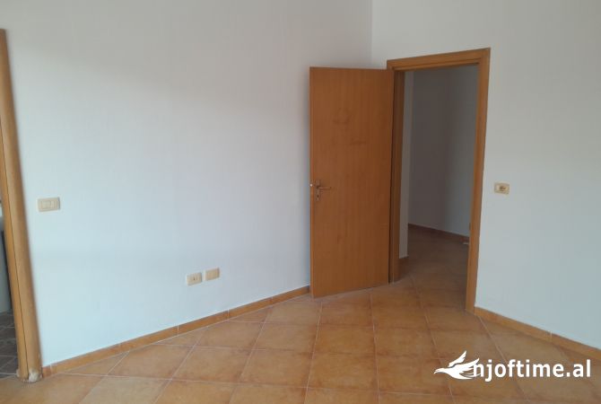 Shtepi ne shitje 2+1 ne Tirane - 131,000 Euro